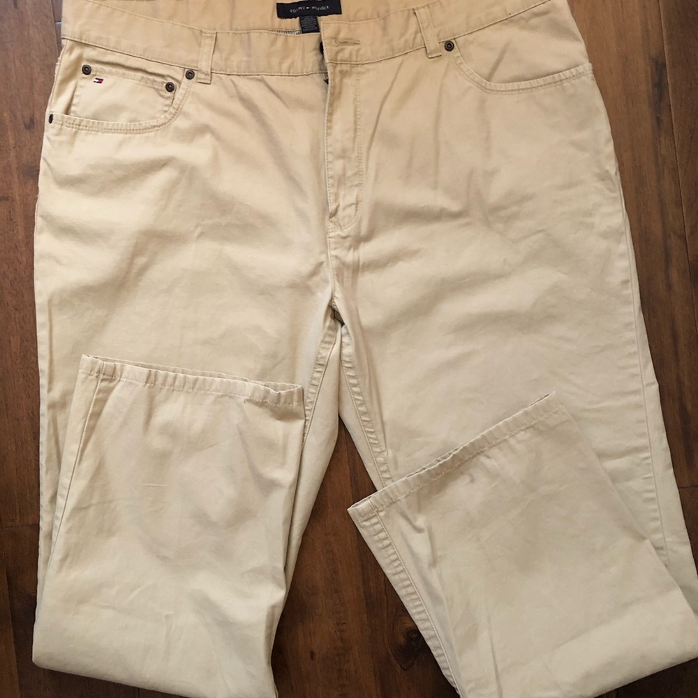 Tommy Hilfiger Men’s Khakis